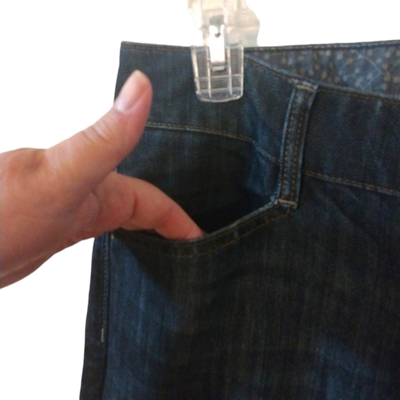 Gap 1969 Limited Edition Bootcut Pocketed NWOT Jeans Size 8 - Picture 3 of 13